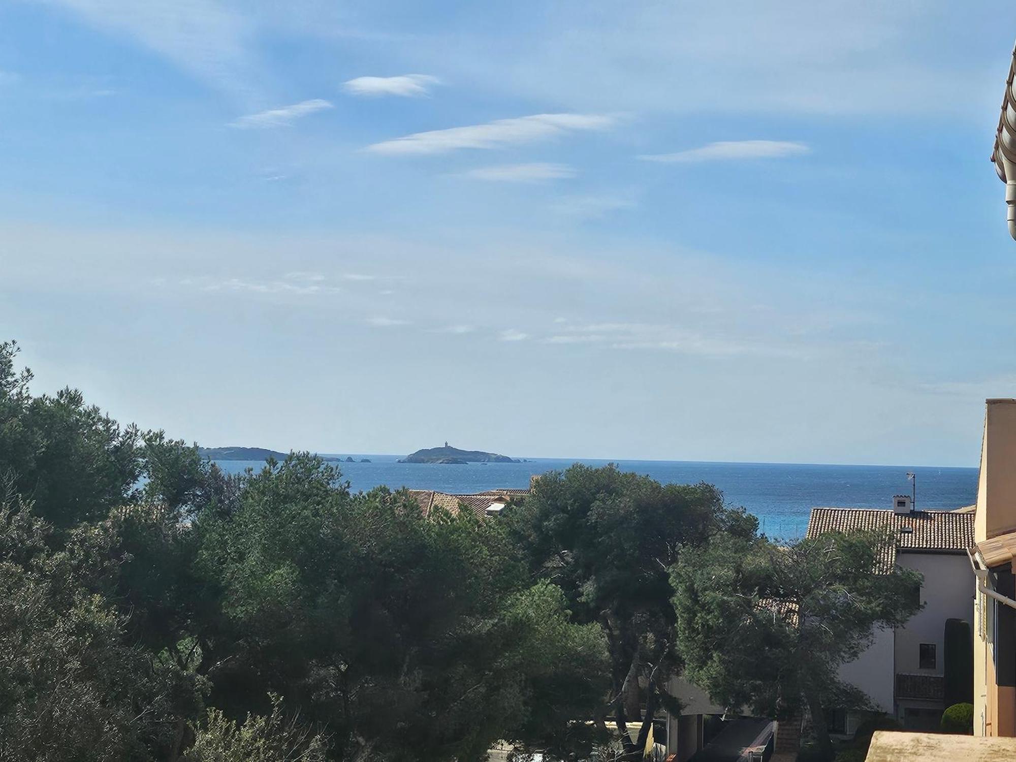 Domaine De La Coudouliere, T2 Climatise Terrasse Vue Mer Sans Vis A Vis Plage A 100M Сис-Фур-Ле-Пляж Номер фото